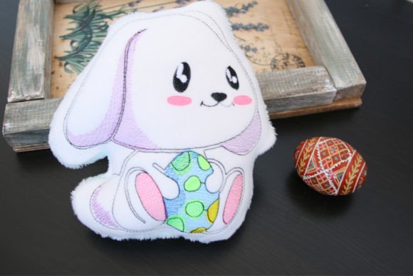 Easter Bunny Toy ITH: A Designer's Craft Fair Review